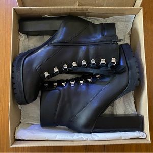 Steve Madden Beso Booties